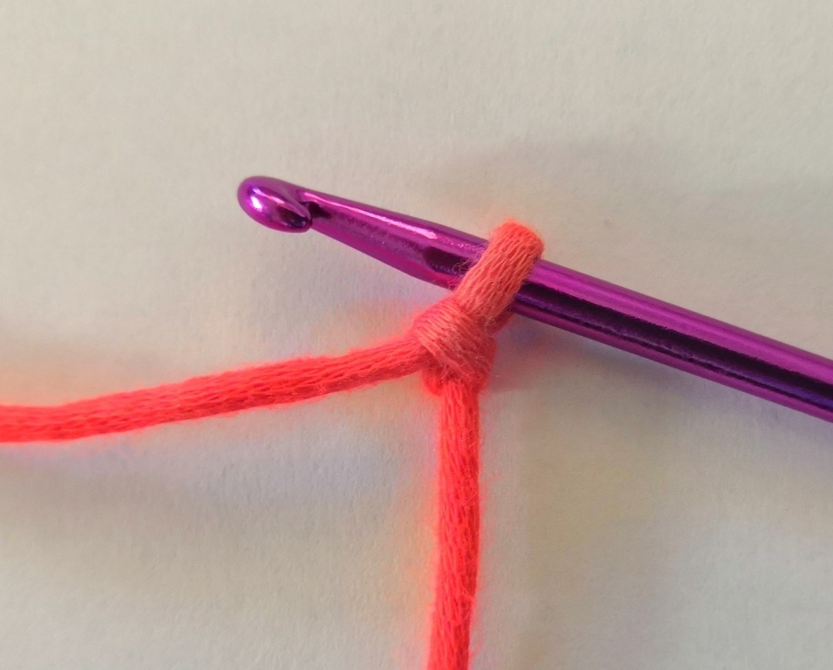 Blog-Inhaltsbild für 'Kordel häkeln - kostenlose Häkelanleitung'